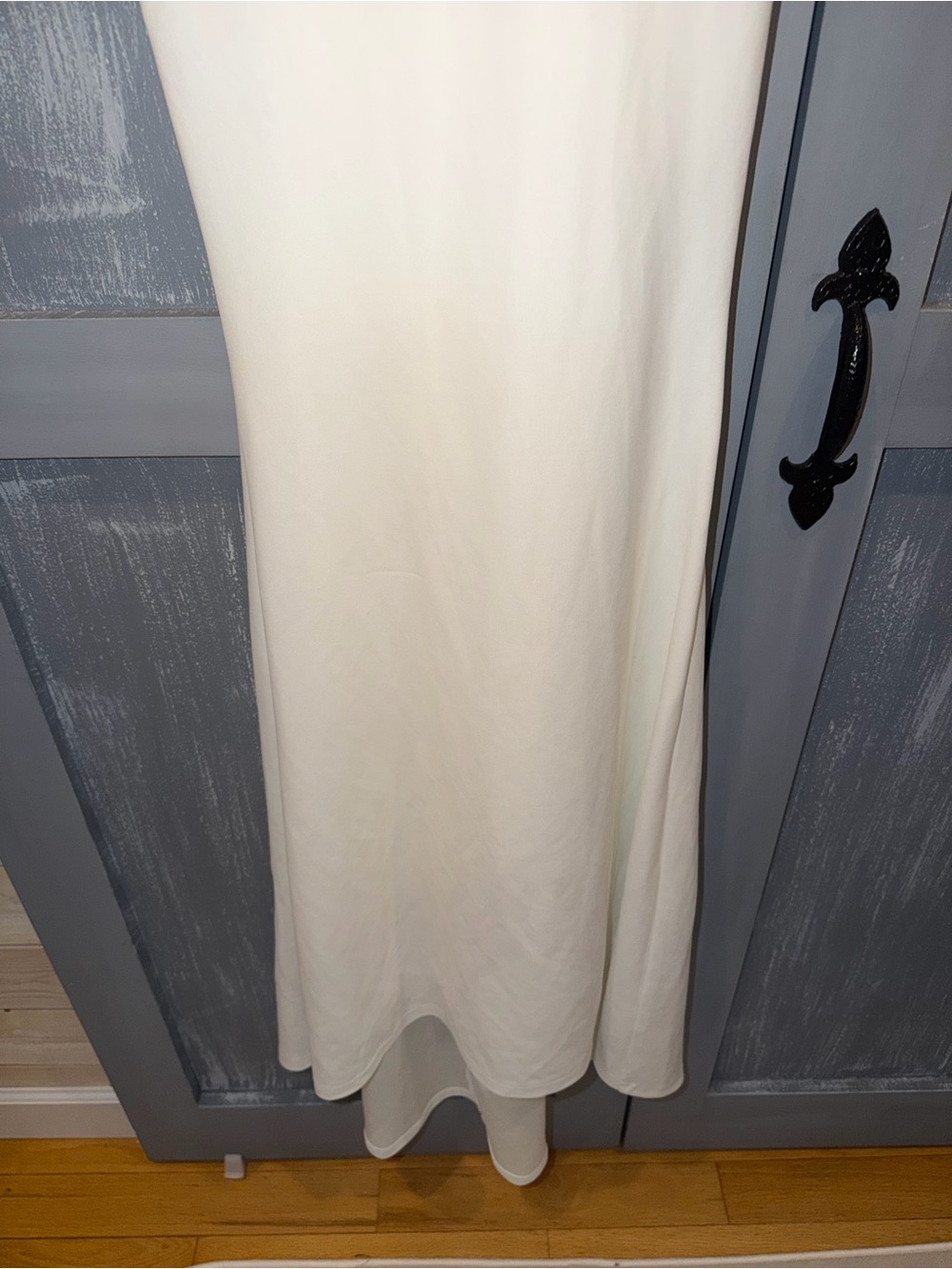 Lulus White Open Back Bow Mermaid Maxi Gown S NWOT Bridal Wedding Formal - Picture 6 of 10